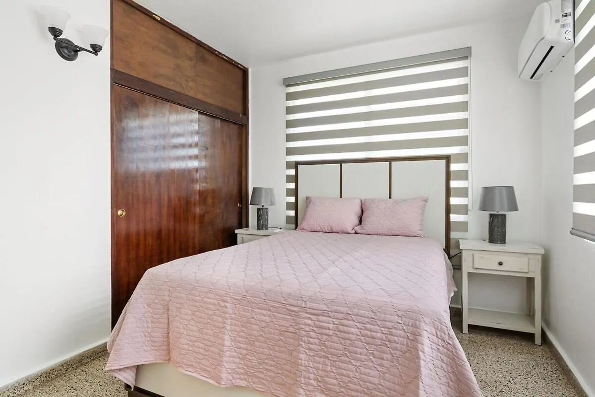 Holiday home Luquillo Family Home Sleeps 10 Near Beach